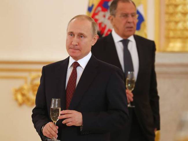 Putin llama a Netanyahu a abstenerse de acciones que desestabilicen Siria