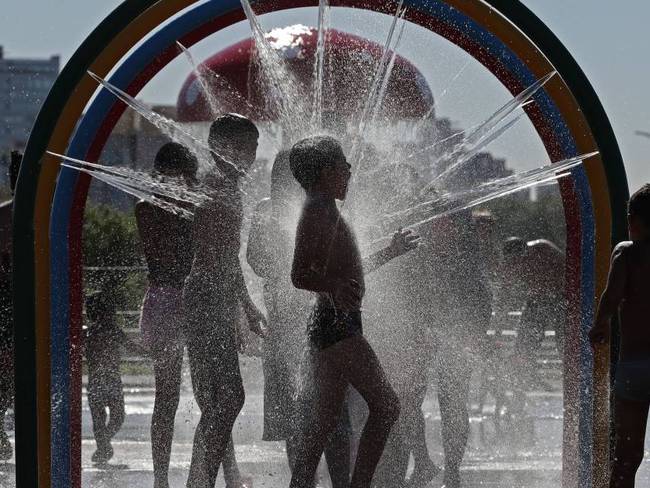 Parque de los niños en Buenos Aires (Argentina), en medio de la ola de calor.      Foto: Getty 