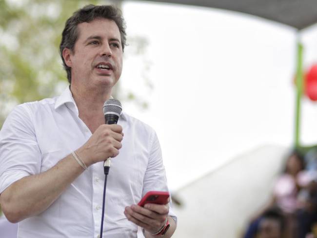 Juan Manuel Galán pide a Coalición Centro Esperanza ir a consulta con solo 3 candidatos