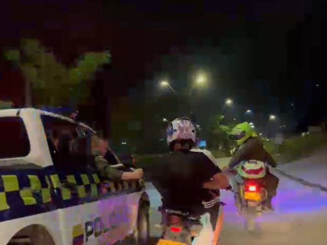 VIDEO: ¡De película! así cogieron a un menor que se robó una moto