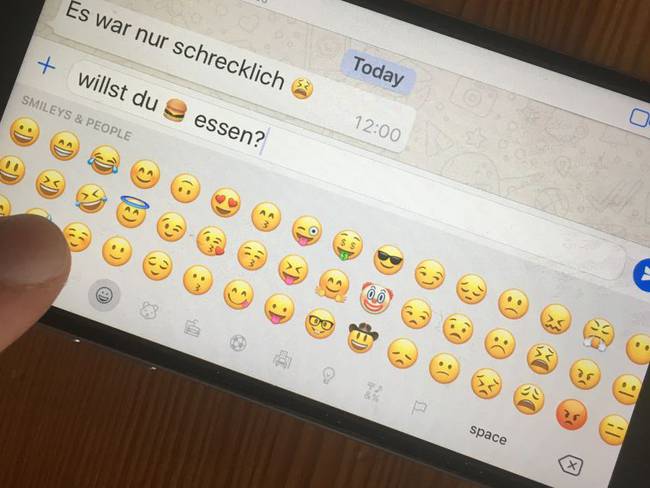 WhatsApp: Así podrá tener los nuevos emojis navideños