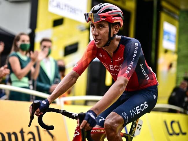 Egan Bernal durante el Tour de Francia 2023 (Photo by Marco BERTORELLO / AFP) (Photo by MARCO BERTORELLO/AFP via Getty Images)