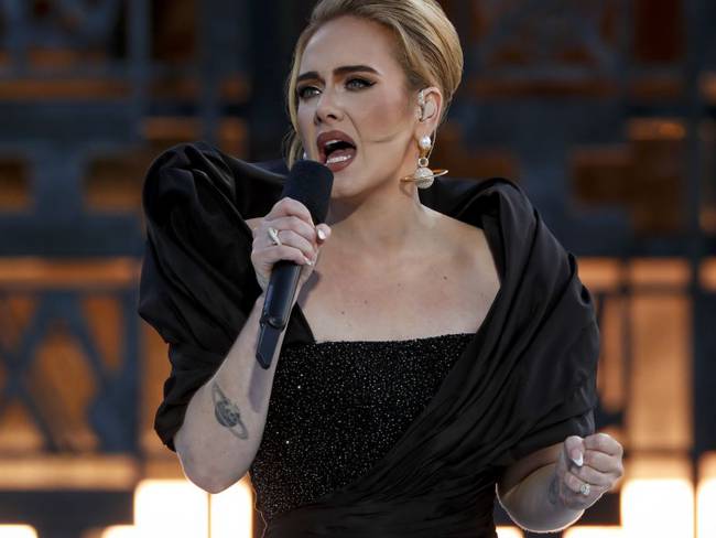 Adele anuncia con tristeza la cancelación de sus shows en las Vegas