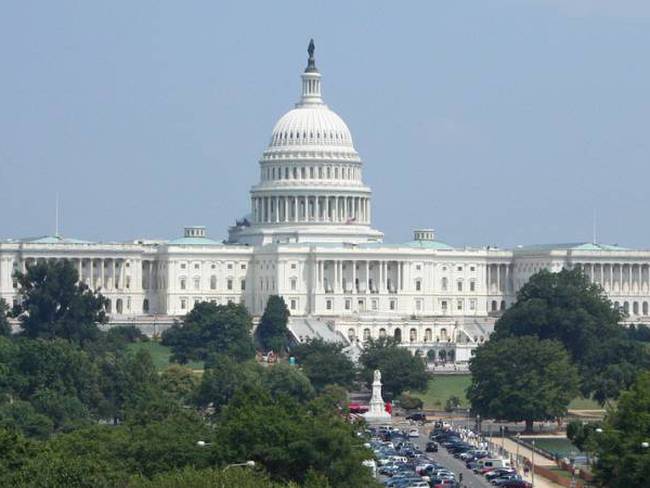Reabren edificio del Capitolio en Washington tras levantar alerta por amenaza de tiroteo