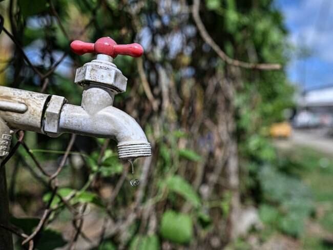 A water faucet is seen in a street of Altos de San Francisco neighbourhood in Panama City on December 13, 2022. - Every time a ship crosses the Miraflores Lock, the Panama Canal&#039;s most famous gate, 200 million liters of fresh water are discharged into the sea. This operation was repeated more than 14,000 times during 2022 in this strategic passageway linking the world&#039;s two largest oceans, whose main source of energy to move ships is rainwater. (Photo by Luis ACOSTA / AFP) (Photo by LUIS ACOSTA/AFP via Getty Images)
