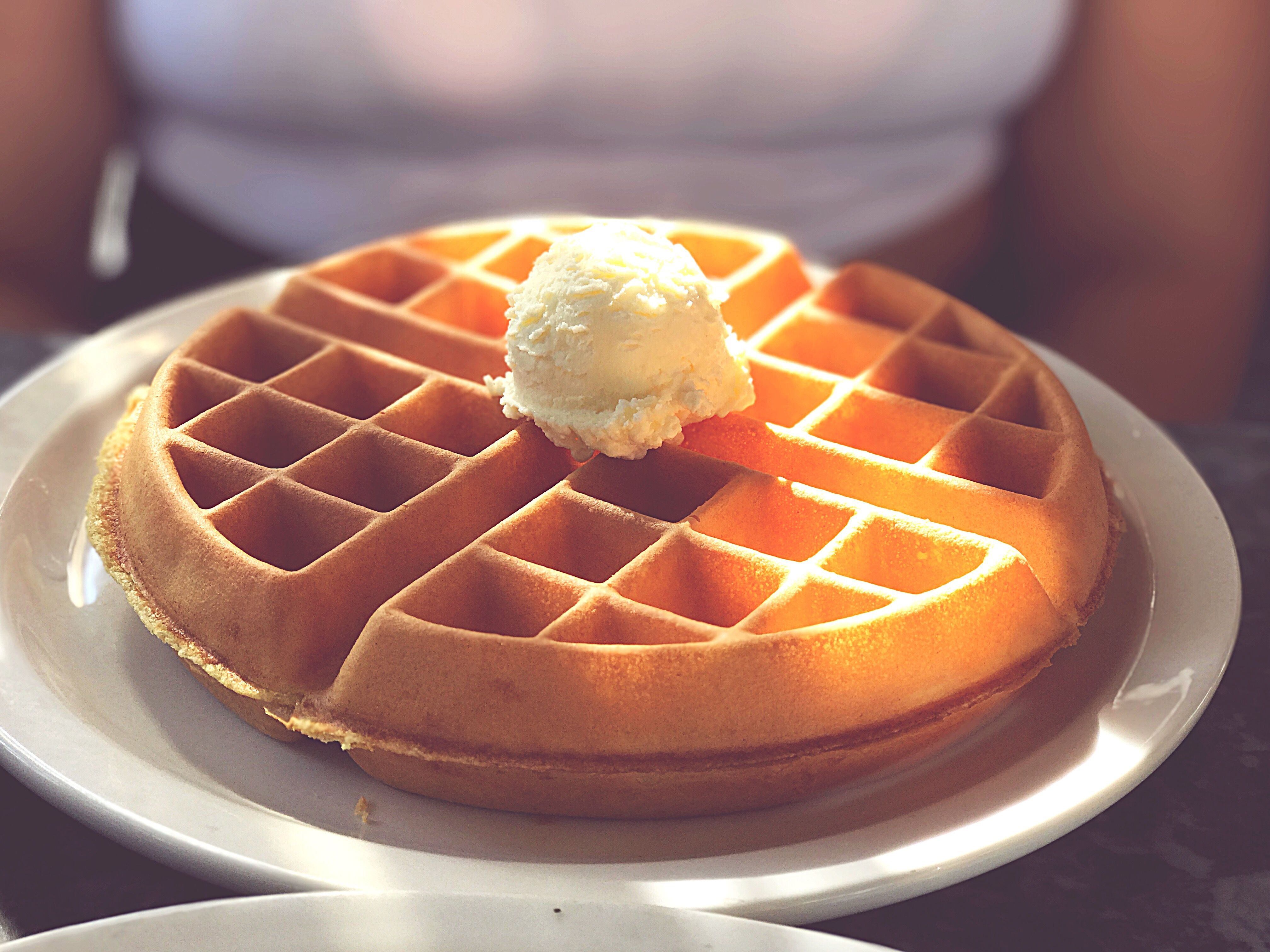 Waffleria en Cali : Wafflería Severo Sinvergüenza: así nació la polémica  idea de negocio