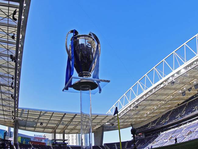Champions League, trofeo. 