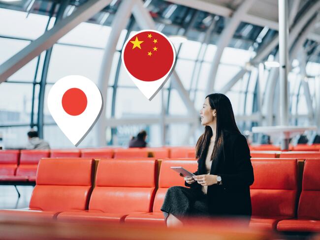 Mujer en el aeropuerto esperando el avión / Bandera de Japón y China (Getty Images)