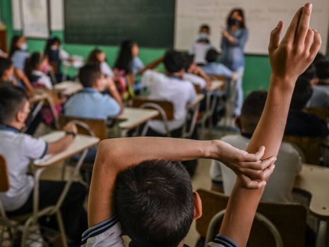 Hay 8 mil 347 cupos escolares habilitados en colegios públicos de Bucaramanga