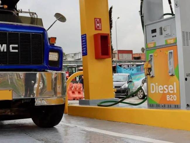 Sector transporte propone nueva fórmula para fijar el precio del ACPM en Colombia