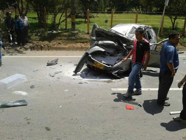 En fotos:Mueren seis personas en trágico accidente de tránsito en Antioquia