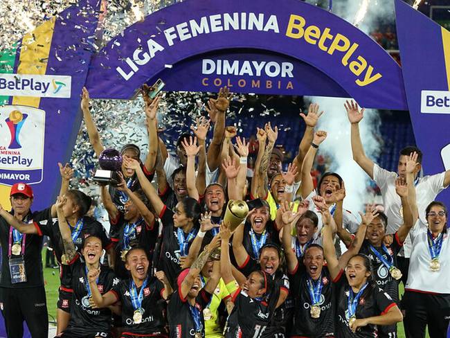 Independiente Santa Fe campeón por tercera vez de la Liga Femenina Colombiana. /  (Cortesía: El País)