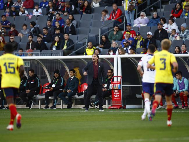 Néstor Lorenzo tiene otra baja en la Selección Colombia. (Photo by Ronald Martinez/Getty Images)