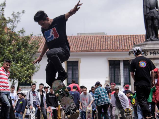 [Fotos] Cientos de jóvenes celebraron el día mundial del ‘Skate Boarding’ en Bogotá