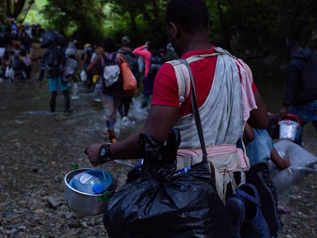 Migrantes en la selva del Darién. (Photo by Jorge Calle/Anadolu Agency via Getty Images)