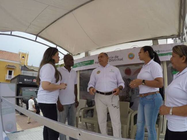 Oficina Móvil de Impuestos de la Alcaldía llega a los barrios de Cartagena