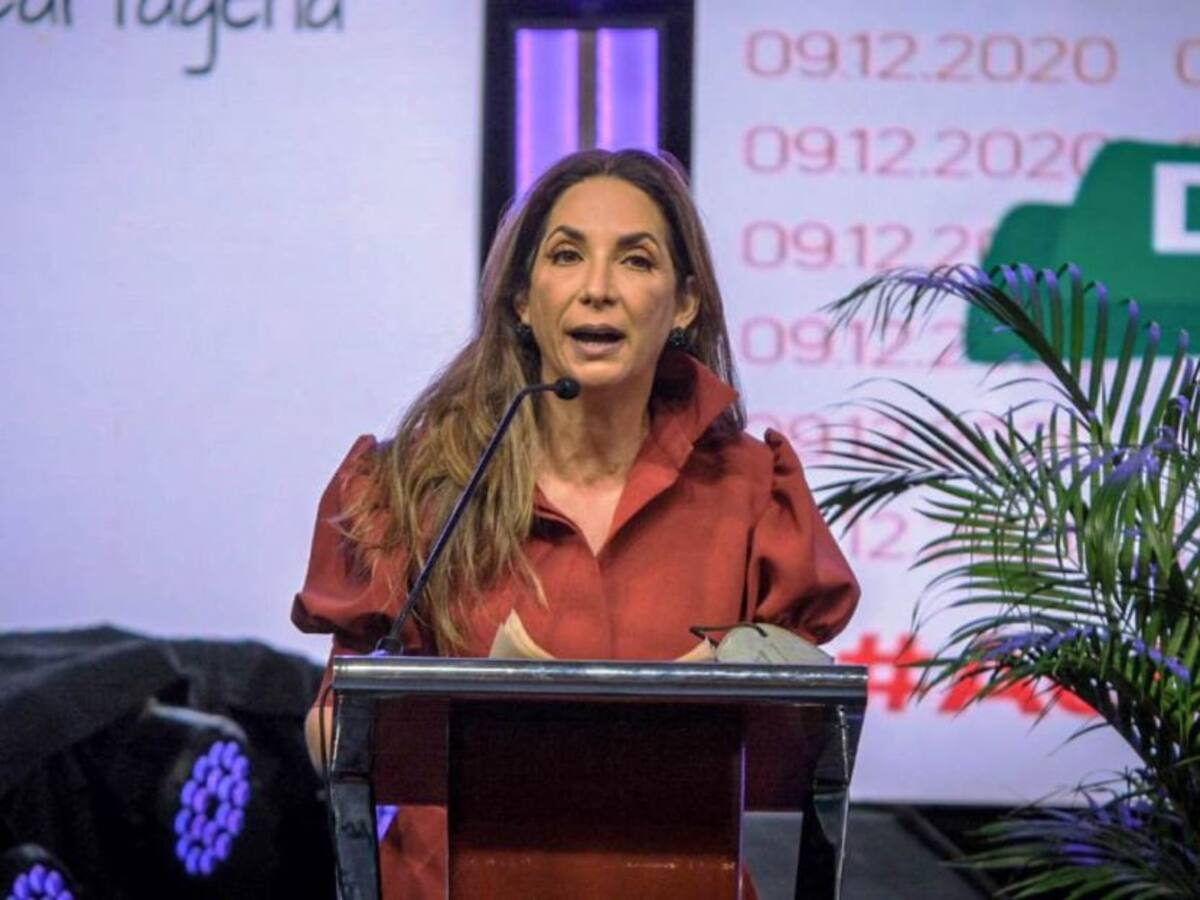 Alcaldía de Cartagena entrega a la ciudad y al país el Libro Blanco