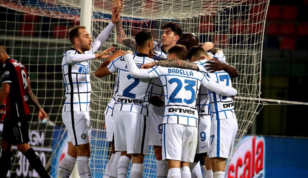 Un solitario gol de Romelu Lukaku acerca al Inter al título