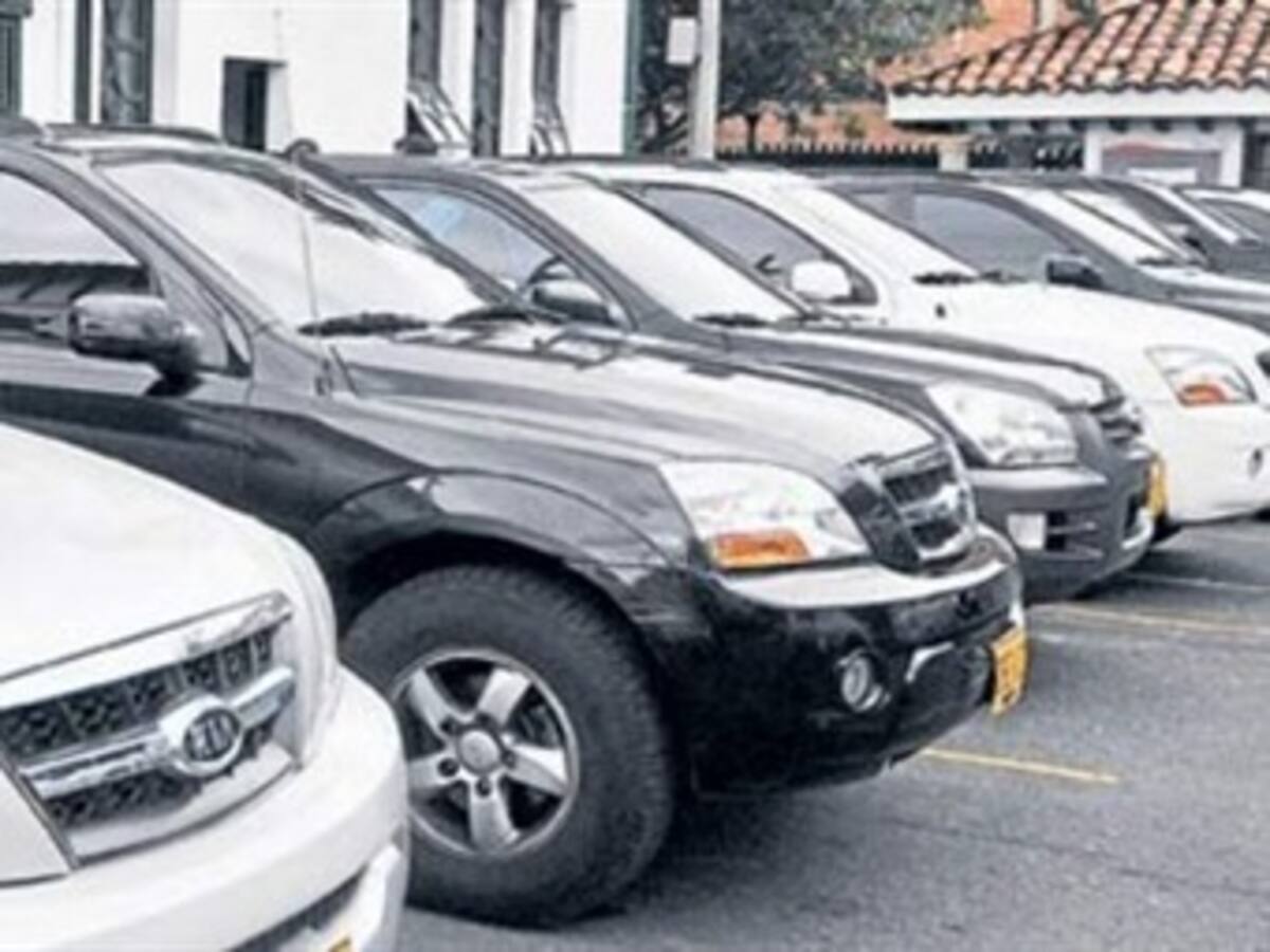 Cuatro concejales de Bogotá renunciarán a camionetas nuevas que comprará el Distrito