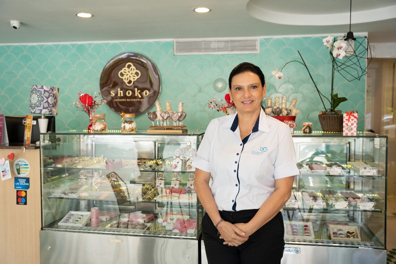 Mujer Cafam Santander