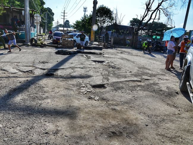 Avanza la licitación para rehabilitar vías importantes en El Laguito y el sector Manzanillo de El Bosque