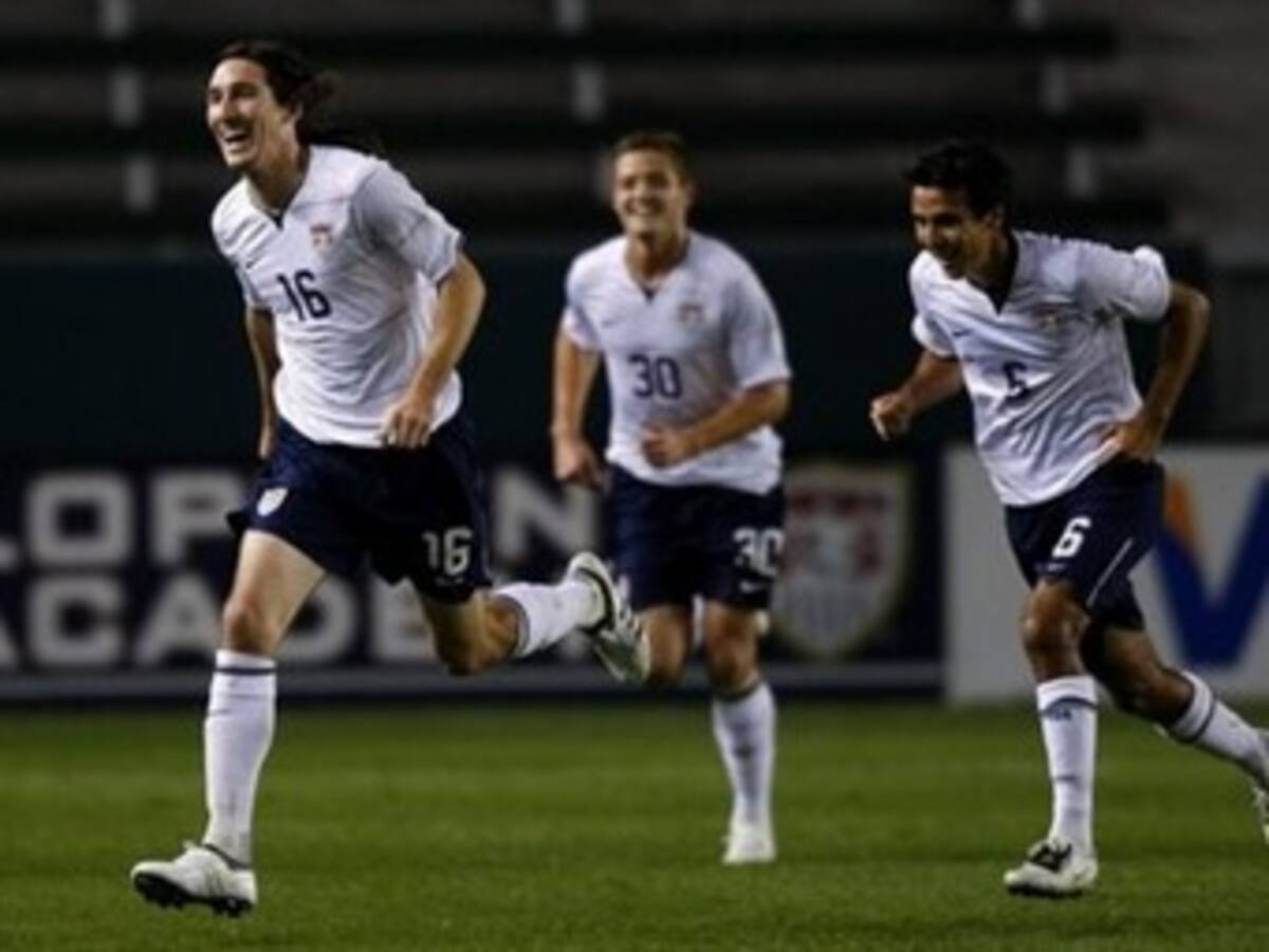 Estados Unidos vence 2-0 a España y avanza a la final de la Copa Confederaciones