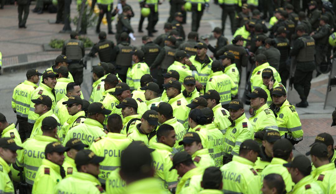 Esa corporación aprobó una proposición que pedía el archivo