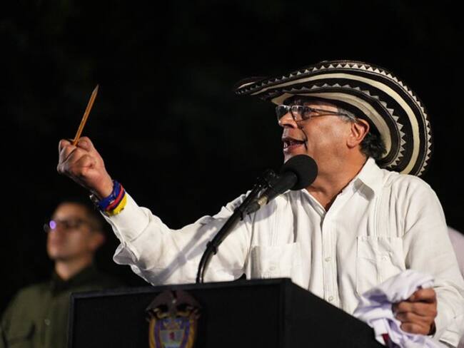 Presidente Gustavo Petro hizo llamado a XM a aplicar la nueva fórmula tarifaria