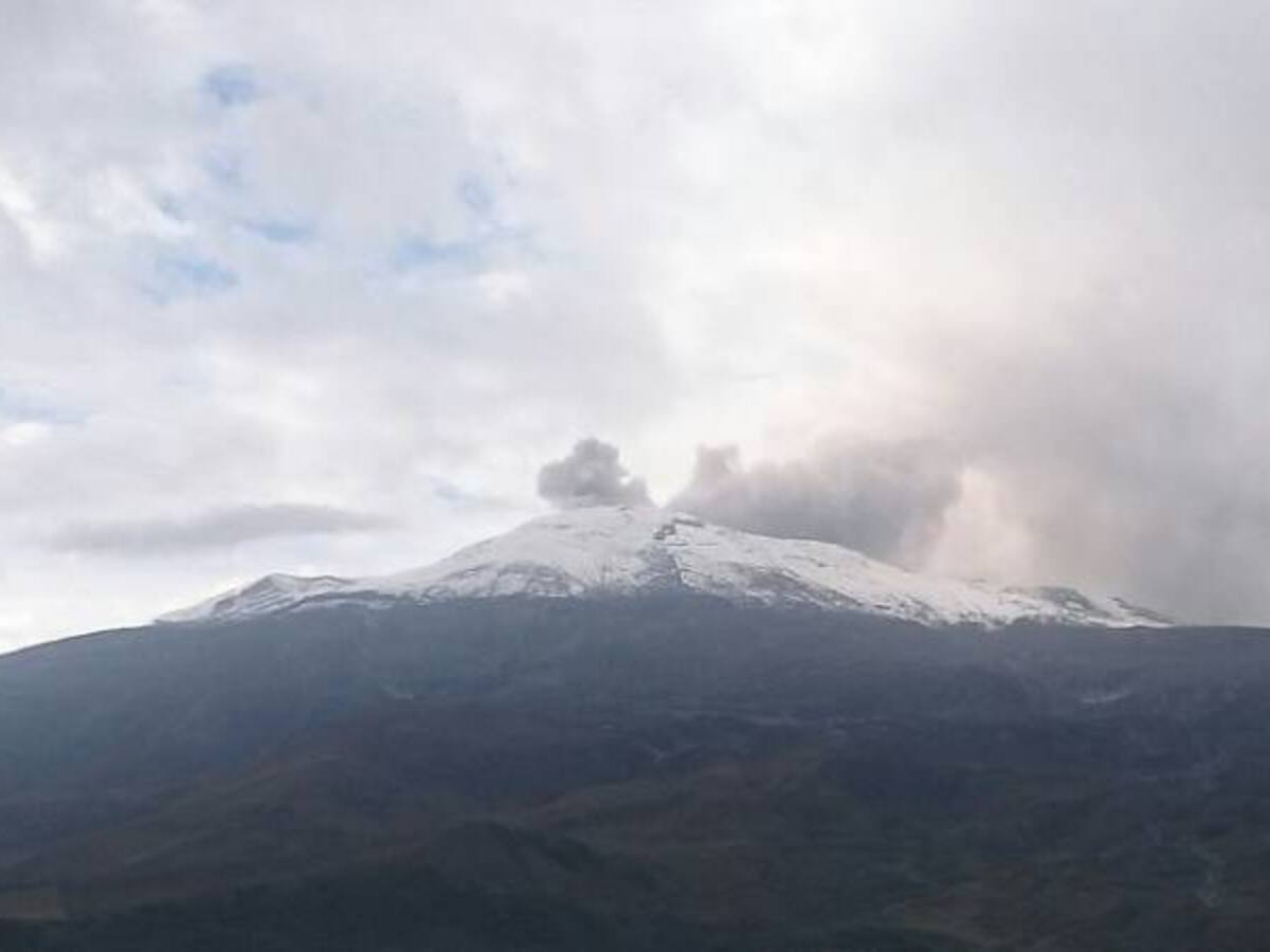 En alerta organismos de socorro del Tolima por incremento de la actividad del volcán Nevado del Ruíz