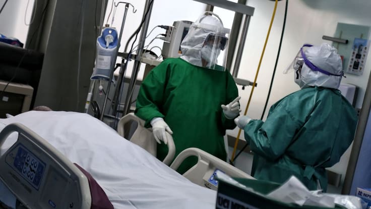 Epidemiólogo explica medicamentos para enfermedad grave por COVID-19