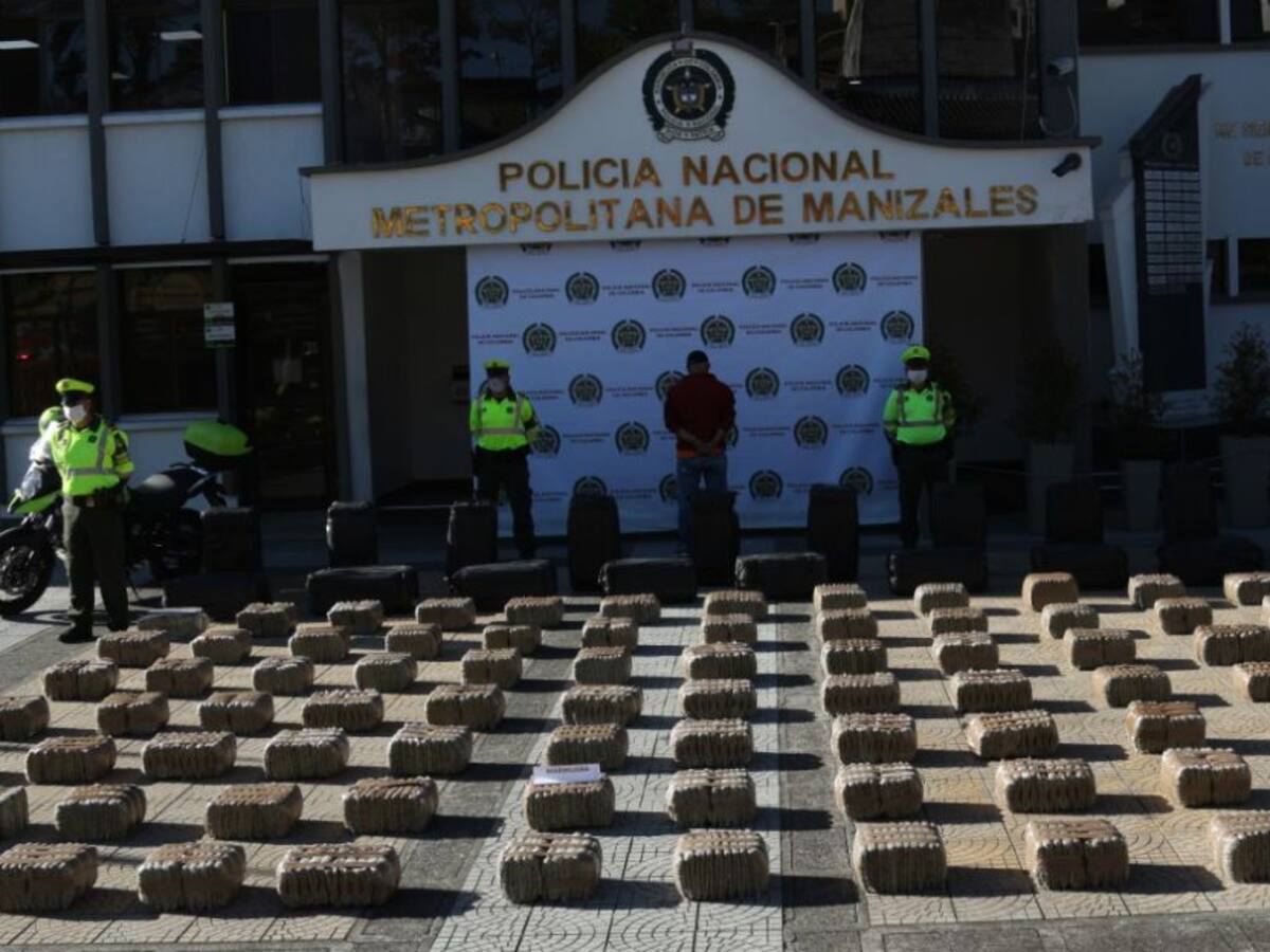 Incautan 800 mil dosis de marihuana en vías de Caldas