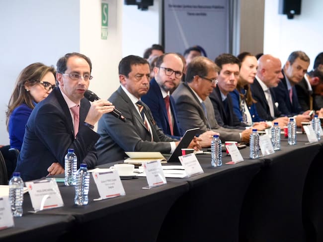 Ministros designados del Gobierno entrante celebran mesa técnica con la Contraloría | Suministradas