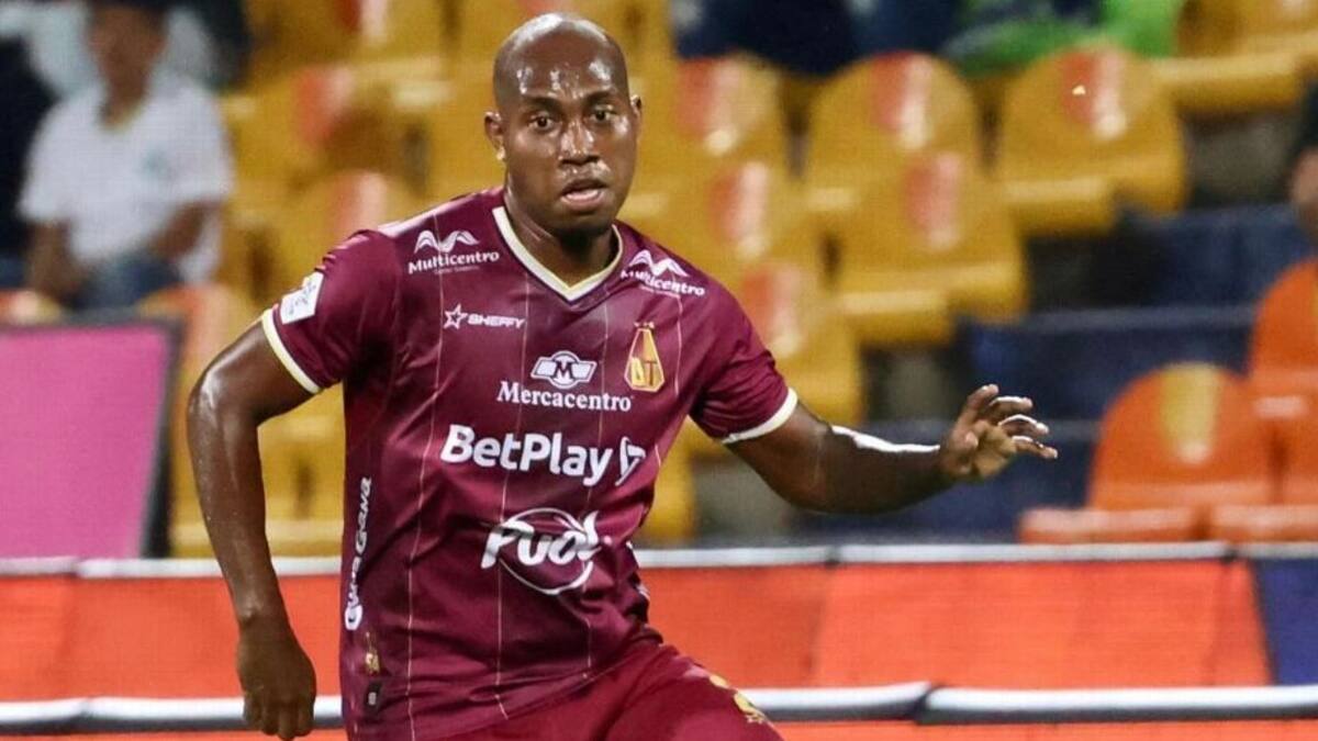 Junior Hernández confiesa por qué no ha salido al fútbol del exterior, entrevista con El Vbar | 26 de septiembre 2024