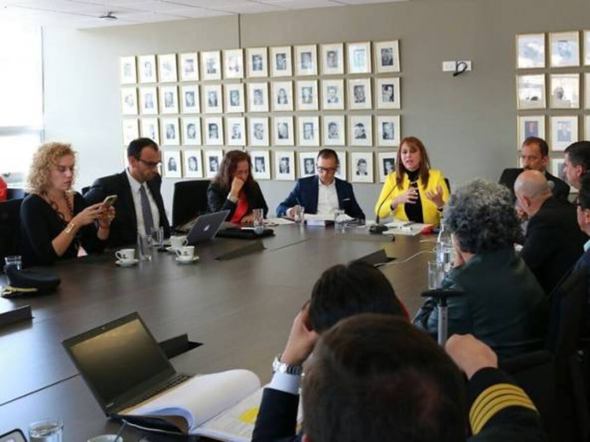 ACDAC, presenta a la asamblea de pilotos contrapuesta a iniciativa que presentó Avianca