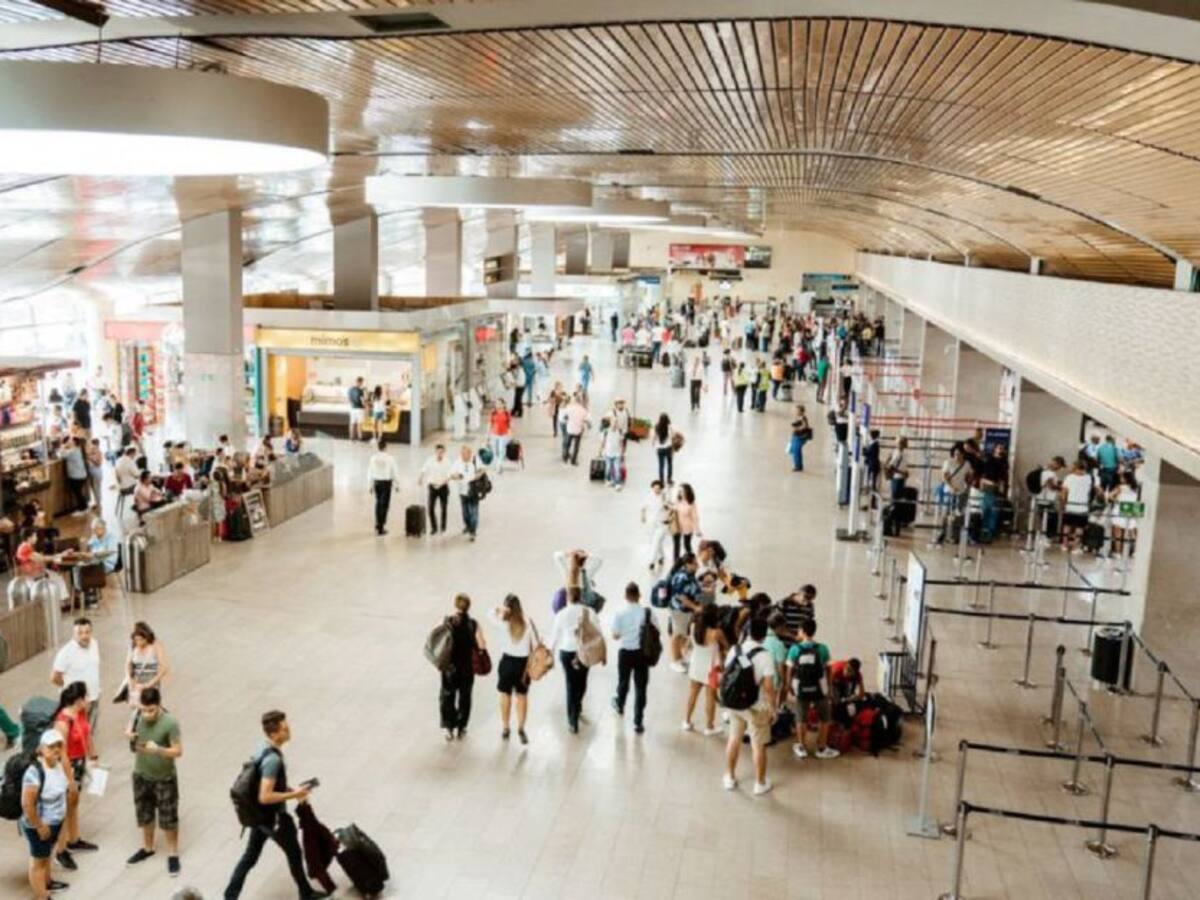 Alcalde de Cartagena pide reapertura del Aeropuerto Rafael Núñez