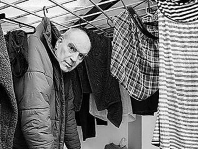 Fernando Cano presenta su serie fotográfica 'Autorretratos de cuarentena'