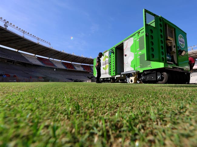 Comenzó la instalación del césped híbrido en el estadio Metropolitano de Barranquilla