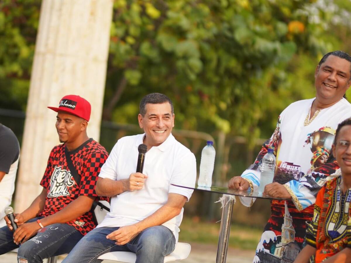Dumek Turbay realizó conversatorio con sector cultural de Cartagena