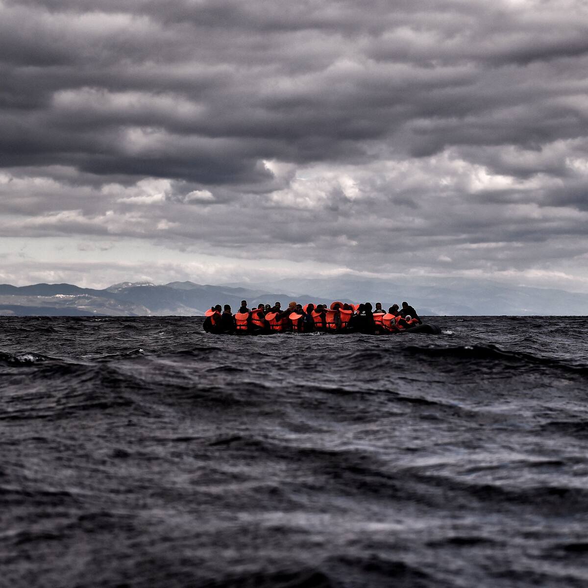 Grecia: naufragio deja 100 personas rescatadas y al menos 59 muertos