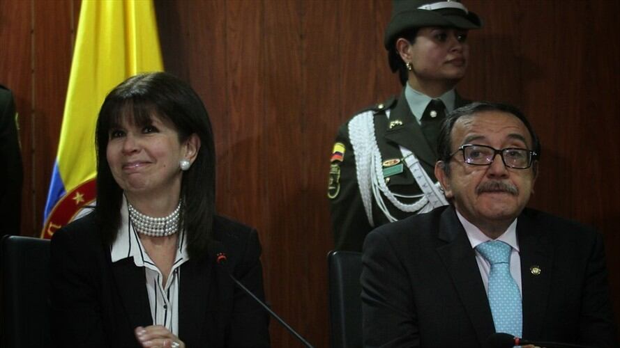 Maria Victoria Calle, presidenta de la corte constitucional y Luis Ernesto Vargas, magistrado. Foto: Colprensa