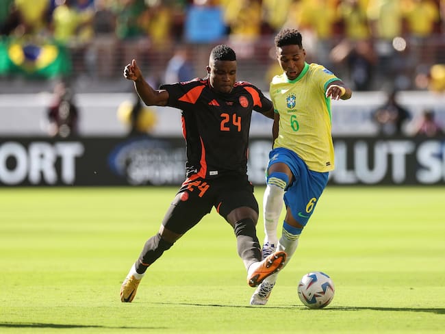 Duelo entre Colombia y Brasil en la CONMEBOL Copa América. (Photo by Ezra Shaw/Getty Images)