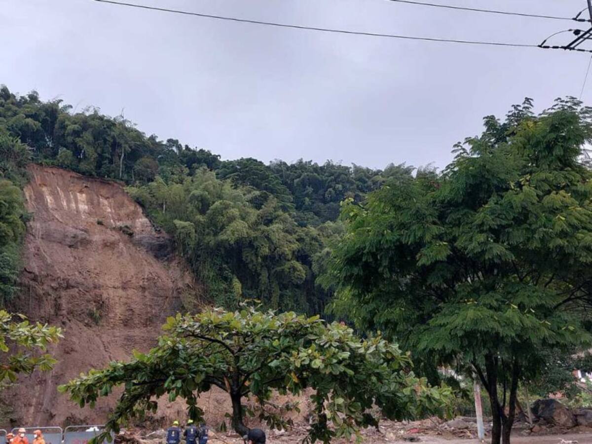 Investigan perforación intencional del canal de agua que generó derrumbe