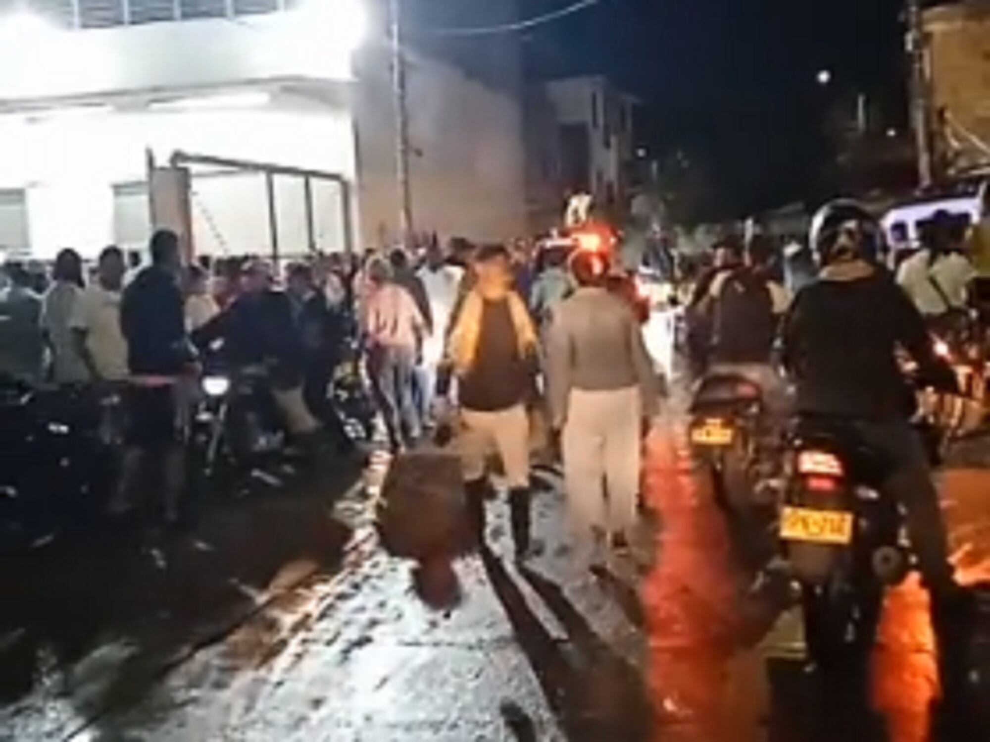 Atentado en supermercado de Jamundí. Foto Twitter (Imagen de referencia)