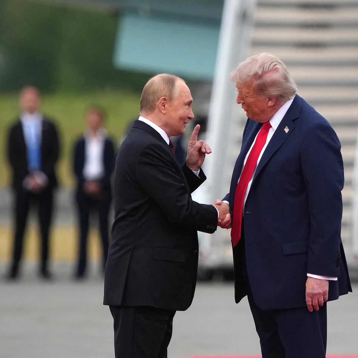 Putin llega a Alaska para reunirse con Trump y negociar el fin de la guerra en Ucrania