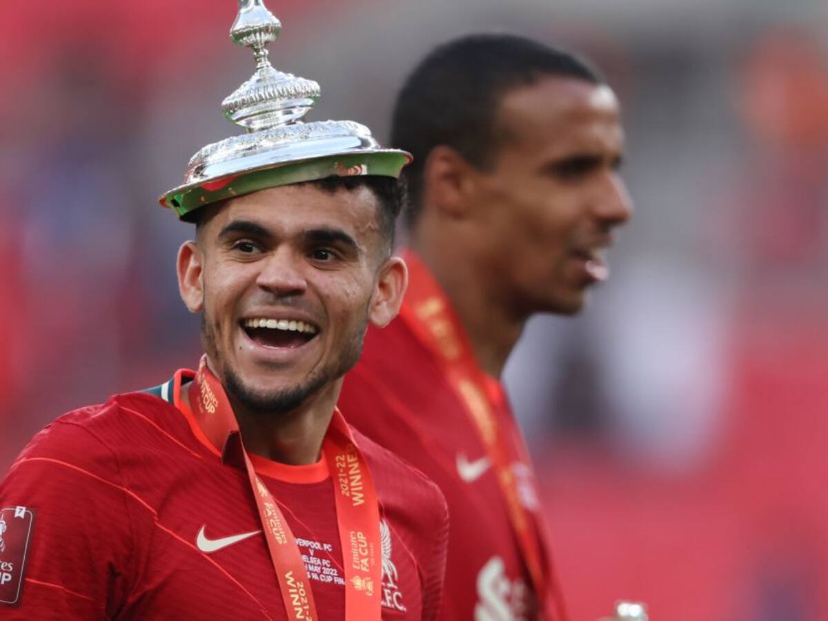 Luis Díaz amplía su vitrina de títulos a 10