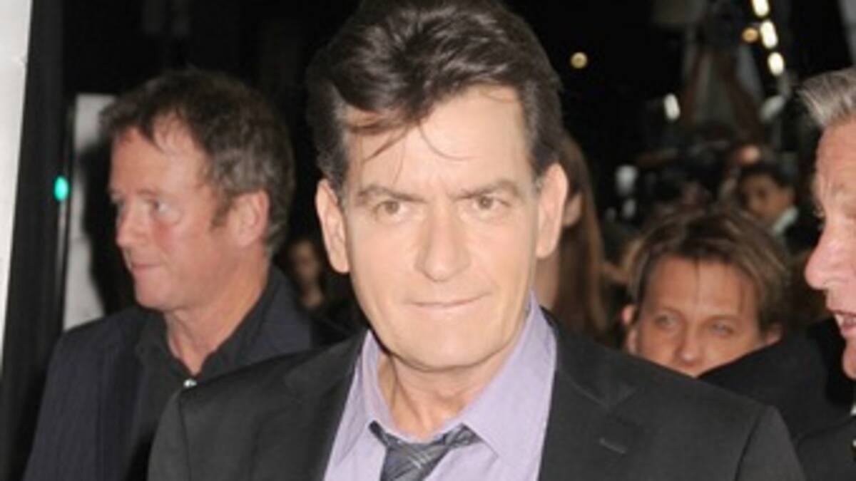 Charlie Sheen permitirá a ex esposa volver a su casa de Beverly Hills