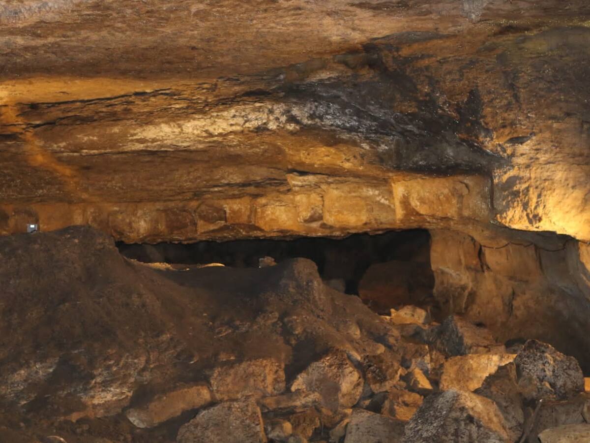 Inauguran iluminación en la Cueva del Nitro