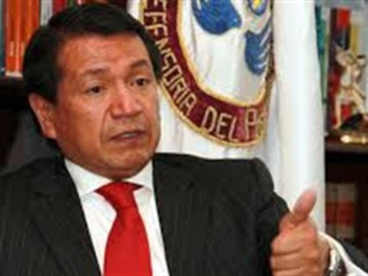 Más de 1.000 maestros del país están amenazados: Defensoría del pueblo