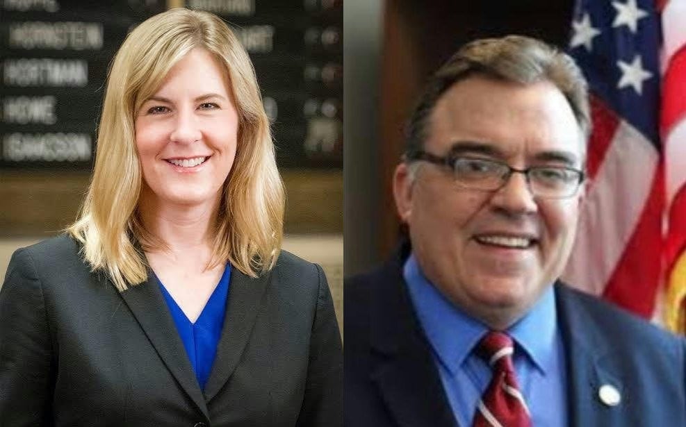 La policía de Minnesota (Estados Unidos) investiga un ataque contra el senador John Hoffman y la representante Melissa Hortman. Preliminarmente se ha reportado que los atacantes estaban vestidos como policías y le dispararon a los congresistas demócratas en sus viviendas.
(Foto: Caracol Radio / Cortesía )