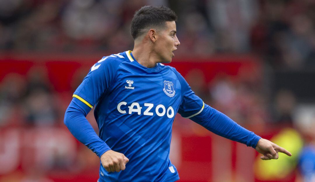 James Rodríguez disputó su más reciente partido con el Everton en amistoso de pretemporada ante el Manchester United.